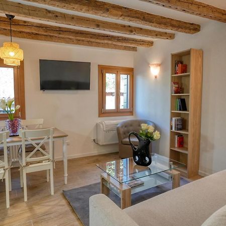 ונציה Ecco Suites Apartments מראה חיצוני תמונה