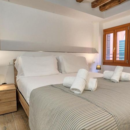 ונציה Ecco Suites Apartments מראה חיצוני תמונה