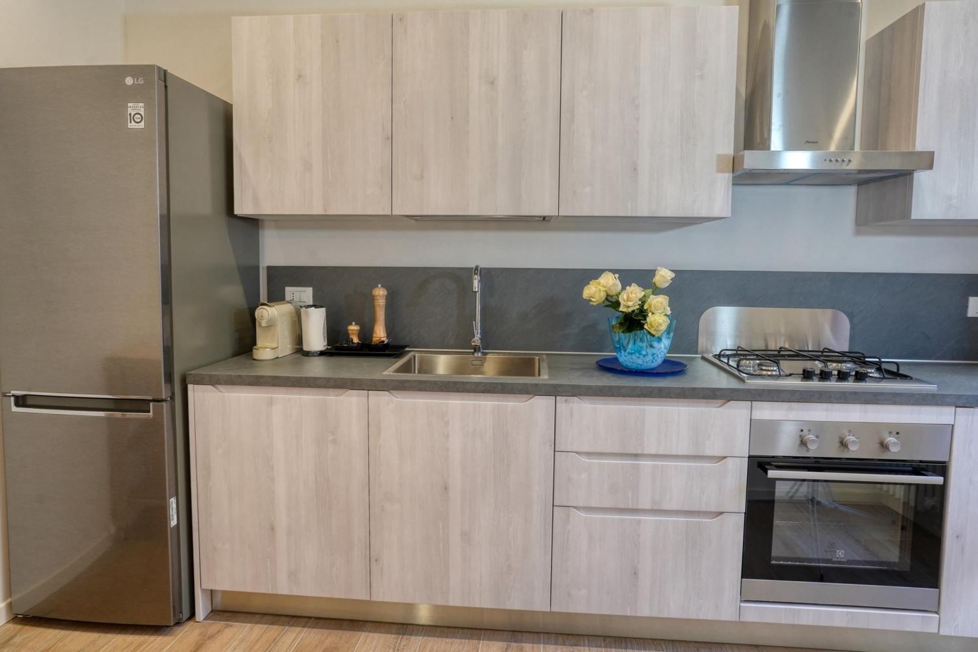 ונציה Ecco Suites Apartments מראה חיצוני תמונה