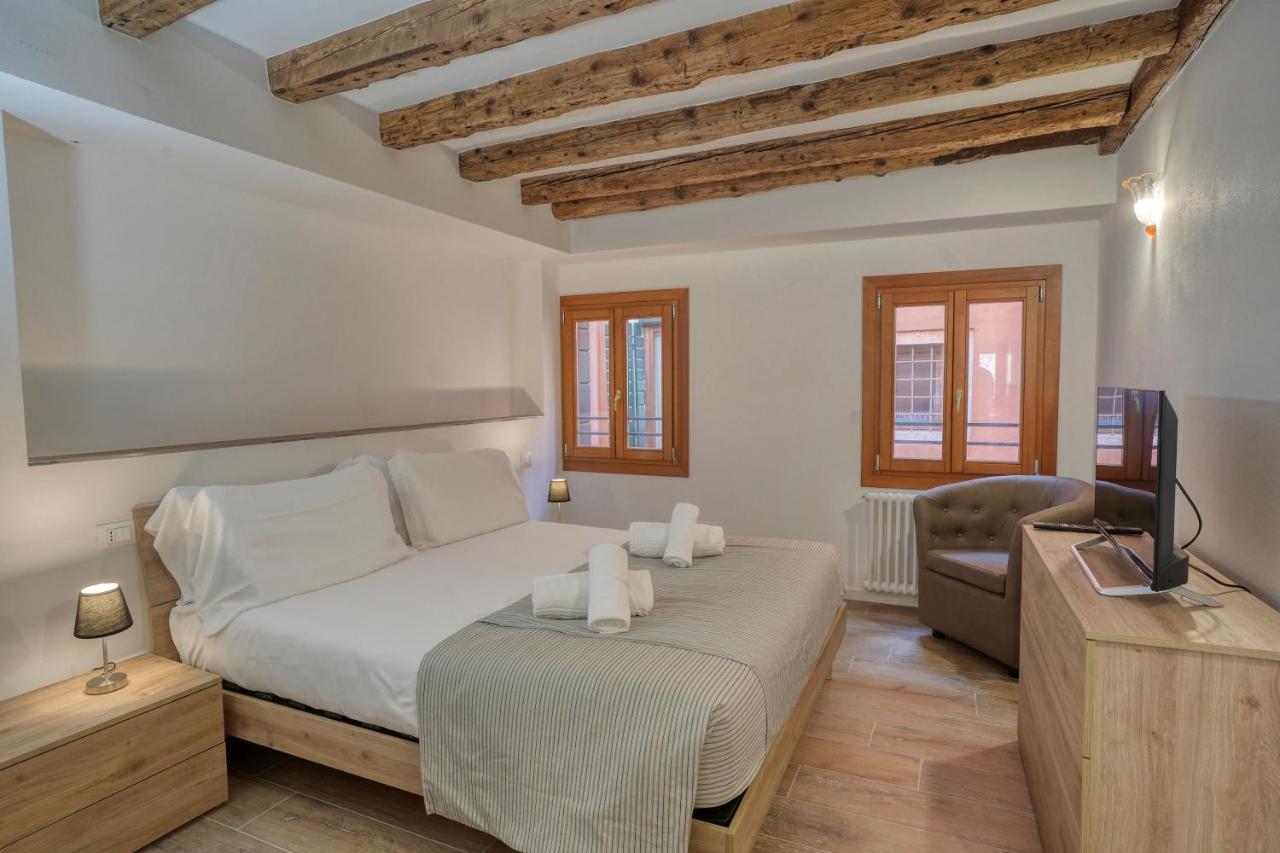 ונציה Ecco Suites Apartments מראה חיצוני תמונה