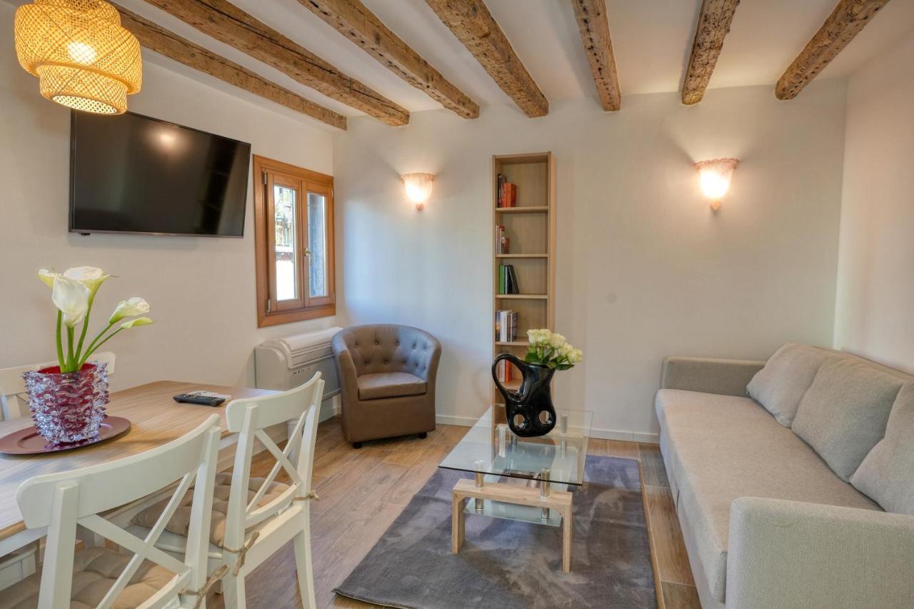 ונציה Ecco Suites Apartments מראה חיצוני תמונה
