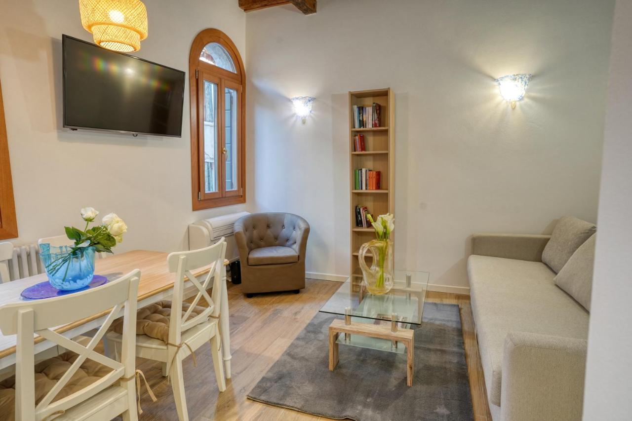 ונציה Ecco Suites Apartments מראה חיצוני תמונה