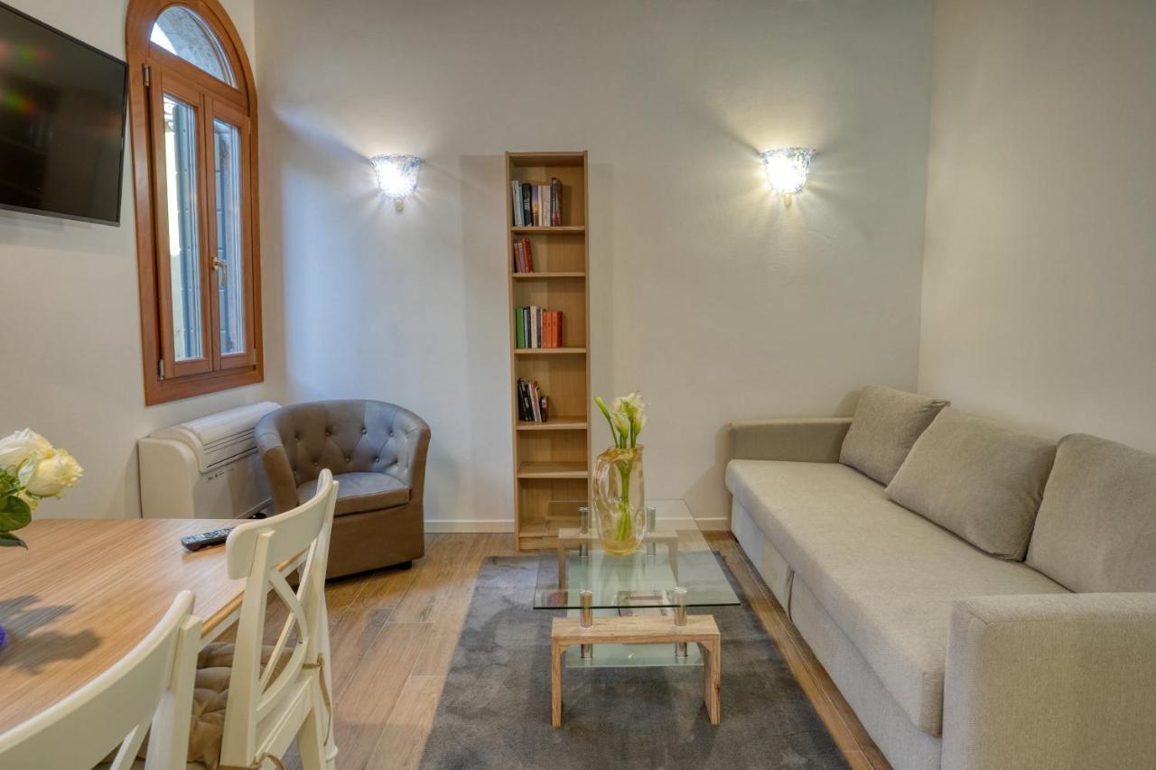 ונציה Ecco Suites Apartments מראה חיצוני תמונה