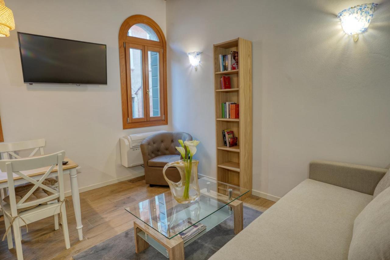 ונציה Ecco Suites Apartments מראה חיצוני תמונה