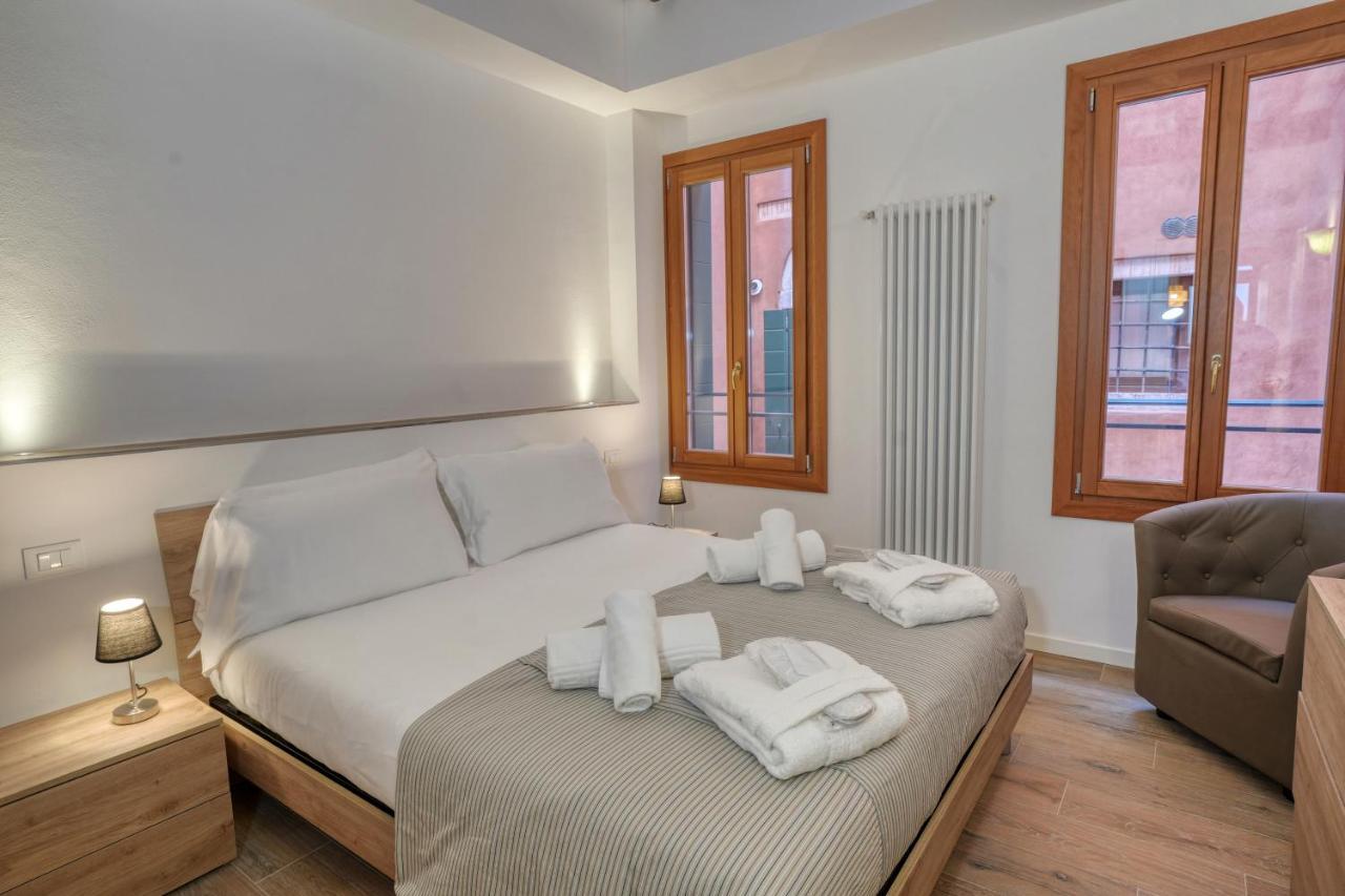 ונציה Ecco Suites Apartments מראה חיצוני תמונה